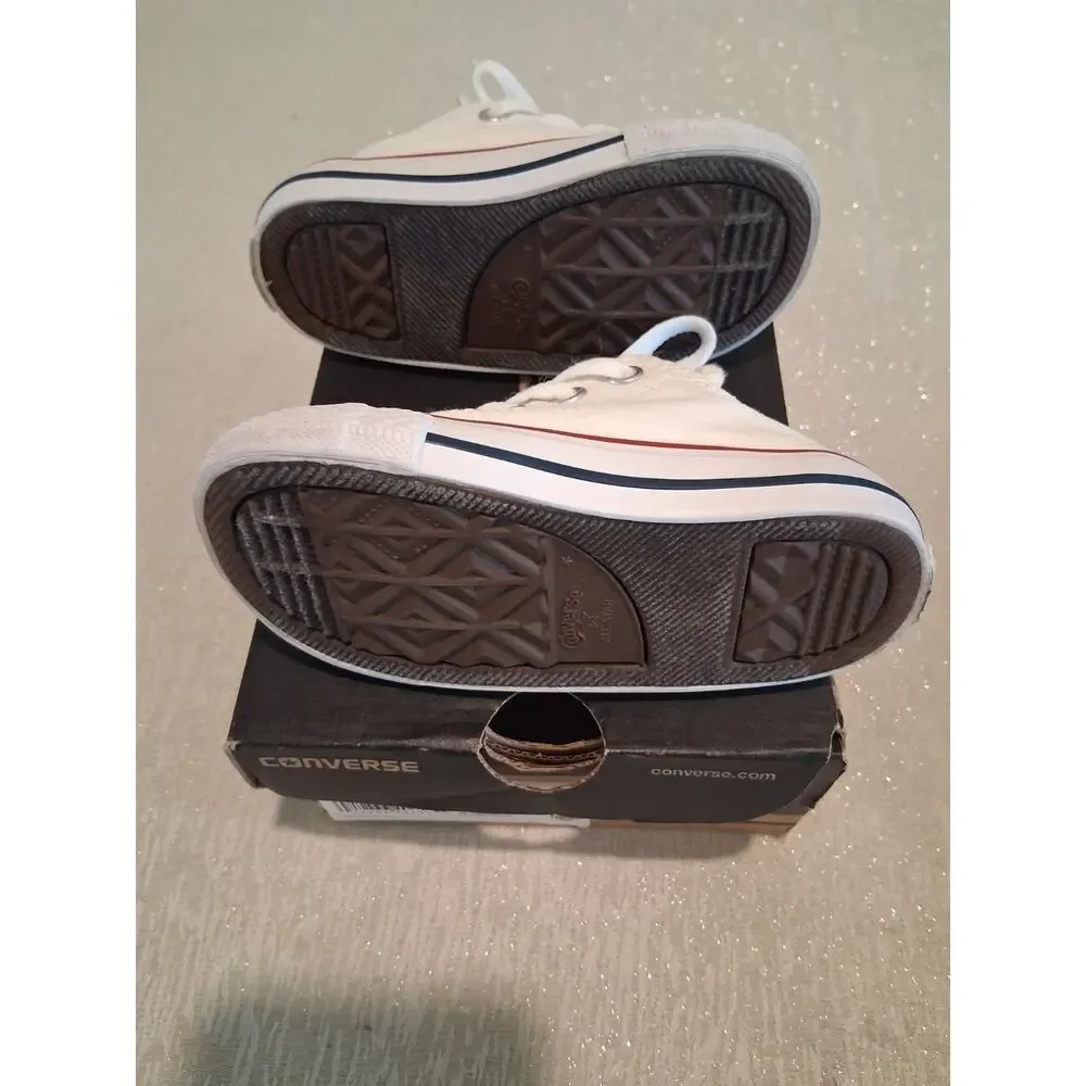 Converse title chuck